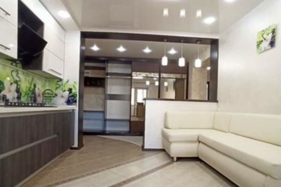 Продаётся 2-комнатная квартира, 63.3 м²