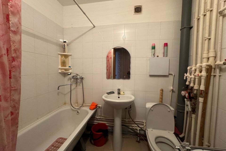 Продаётся 3-комнатная квартира, 57 м²