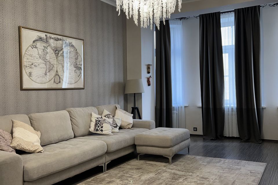 Продаётся 2-комнатная квартира, 65 м²