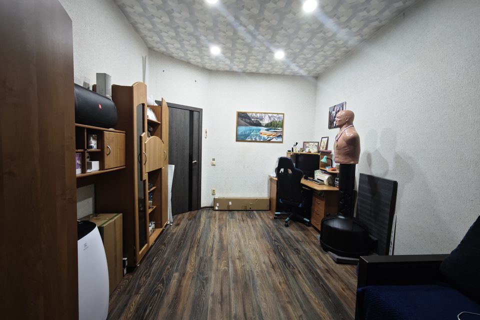 Продаётся 1-комнатная квартира, 37.3 м²