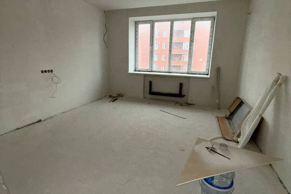 Продаётся 5-комнатная квартира, 275 м²