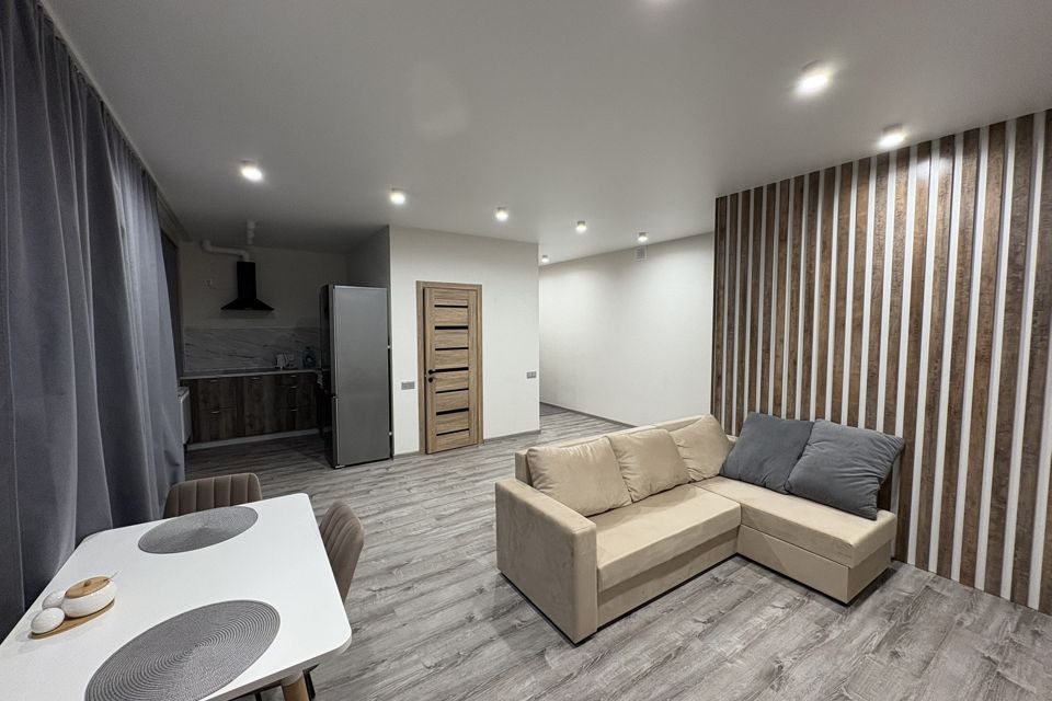 Сдаётся 2-комнатная квартира, 62 м²