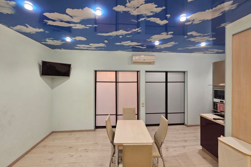Продаётся 1-комнатная квартира, 53.1 м²