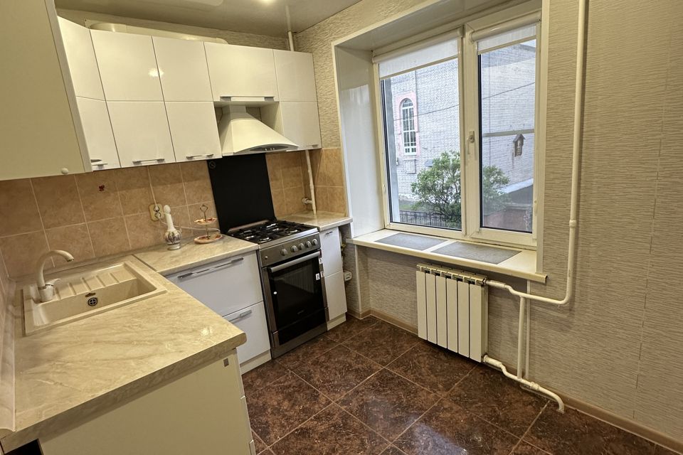 Продаётся 3-комнатная квартира, 57 м²