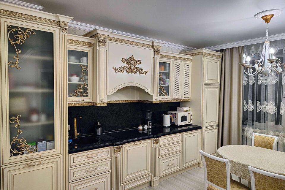 Продаётся 3-комнатная квартира, 90 м²
