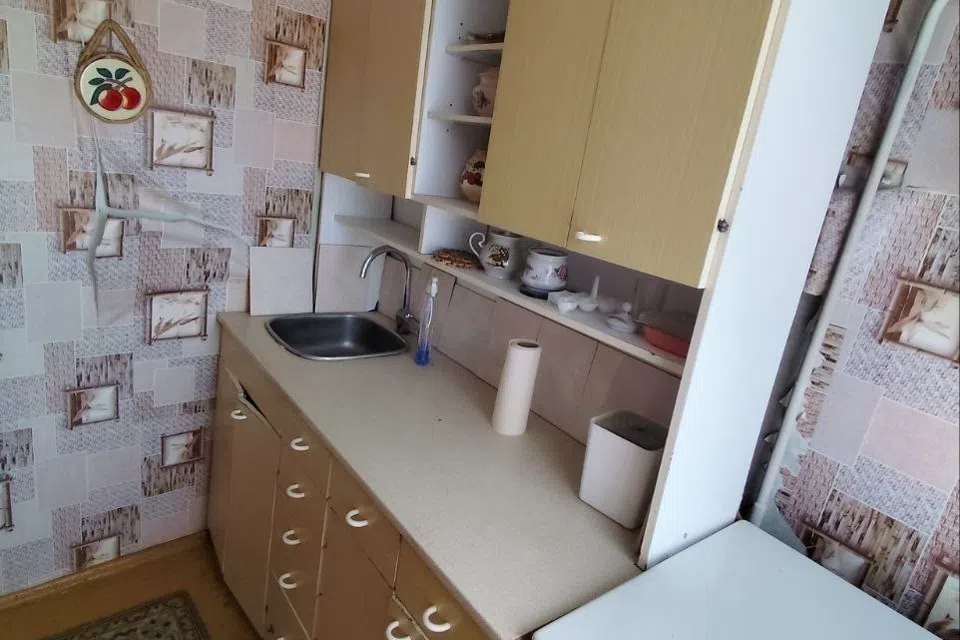 Продаётся 2-комнатная квартира, 43.98 м²