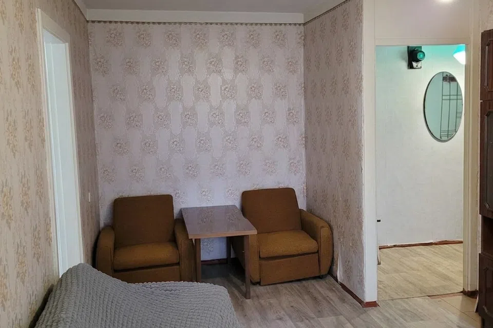 Продаётся 3-комнатная квартира, 47.7 м²