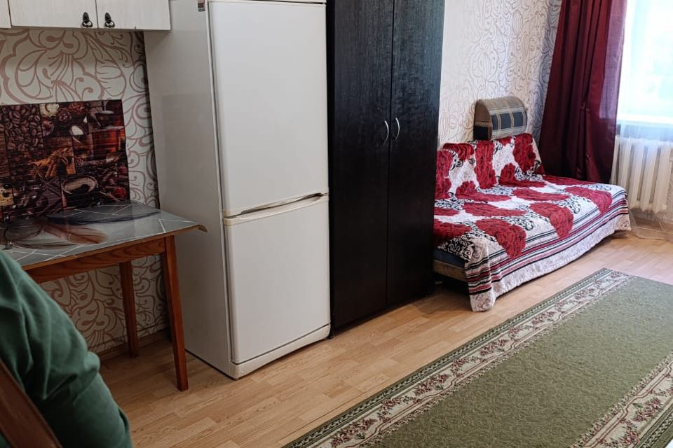 Продаётся комната в 1-комн. квартире, 18 м²