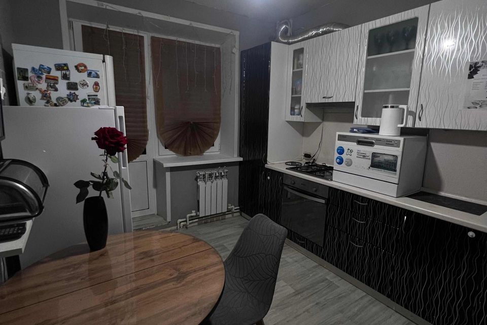 Продаётся 2-комнатная квартира, 55.7 м²