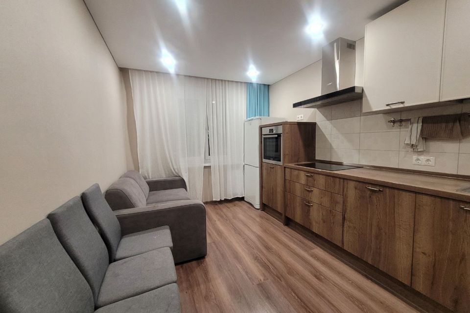 Продаётся 1-комнатная квартира, 43 м²