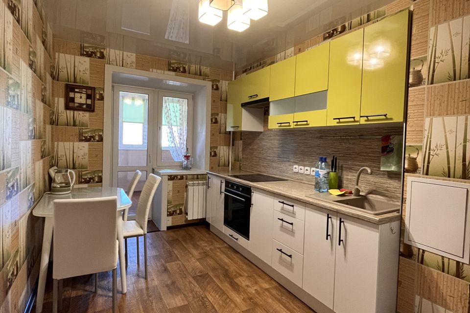 Продаётся 1-комнатная квартира, 37.7 м²