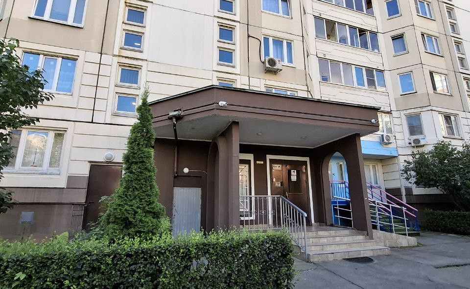 Продаётся 1-комнатная квартира, 42.3 м²