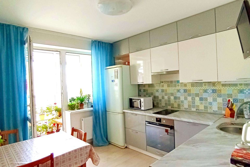 Продаётся 2-комнатная квартира, 53 м²