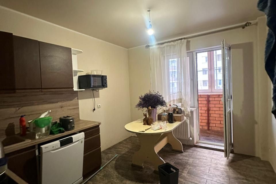 Продаётся 2-комнатная квартира, 63.4 м²