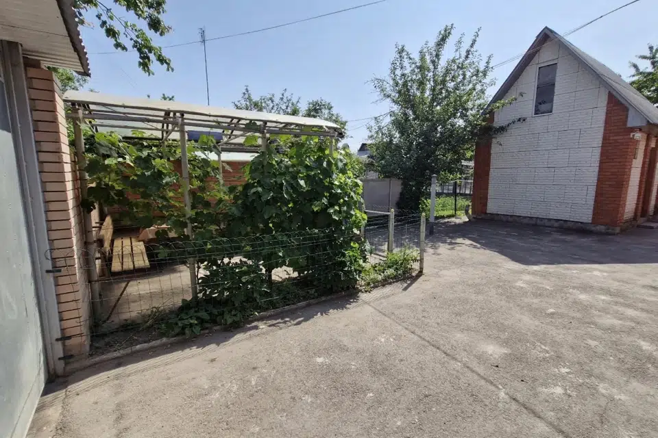 Продаётся 2-этажный дом, 148 м²