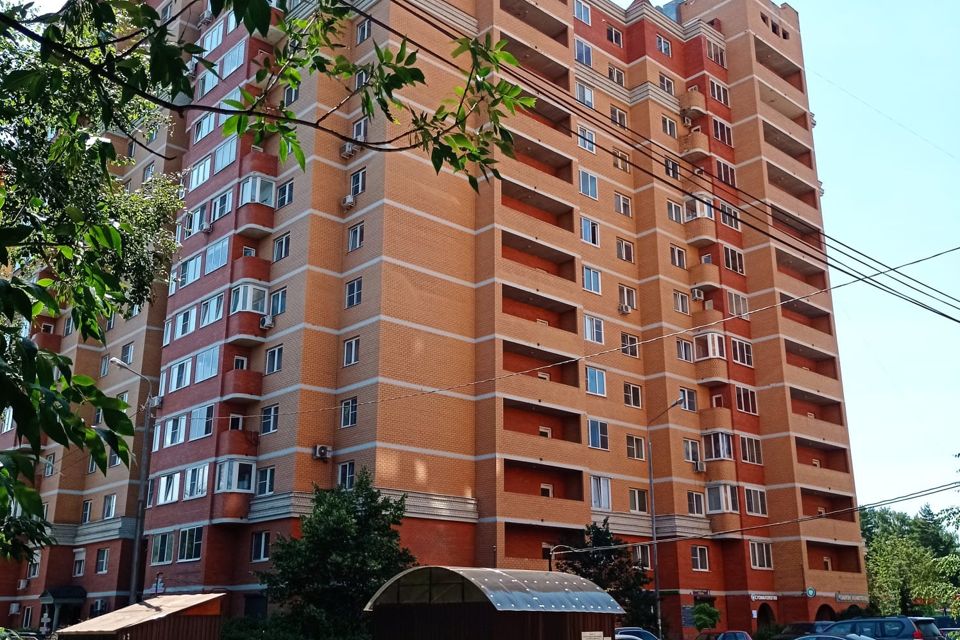 Продаётся комната в 2-комн. квартире, 20 м²