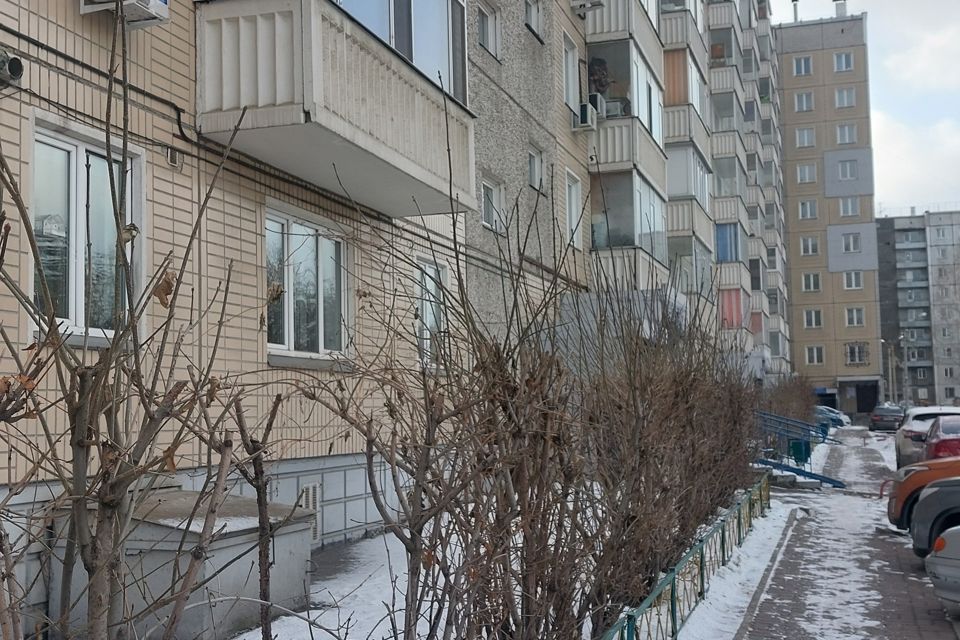 Продаётся 3-комнатная квартира, 66.4 м²