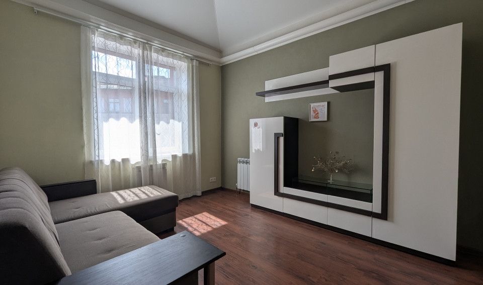 Продаётся 2-комнатная квартира, 69.7 м²