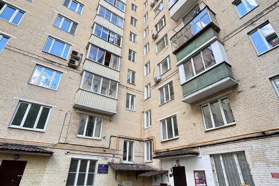 Продаётся 1-комнатная квартира, 49.5 м²