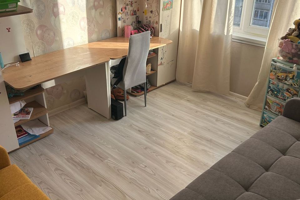 Продаётся 3-комнатная квартира, 60.1 м²