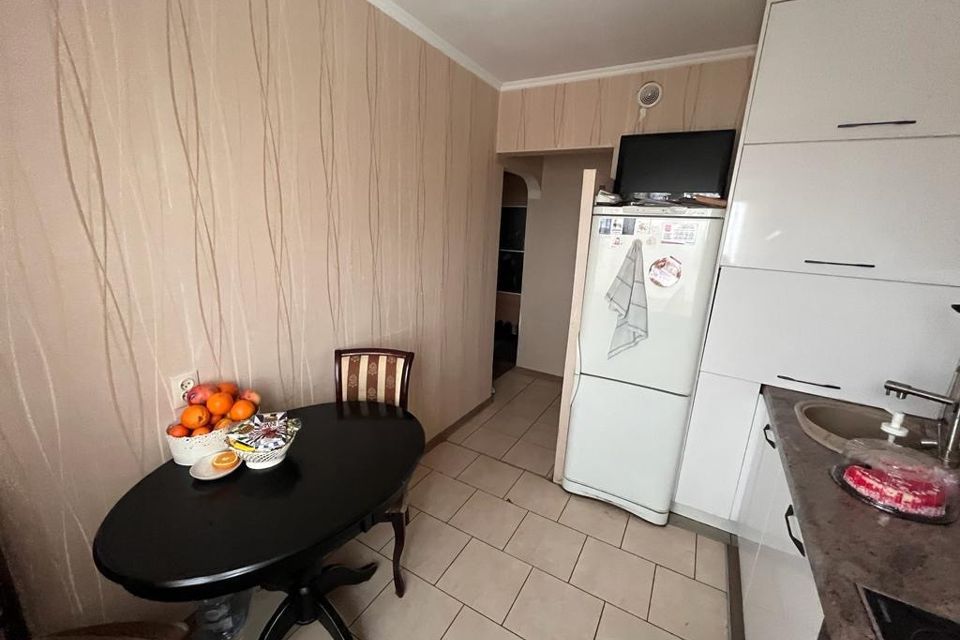 Продаётся 3-комнатная квартира, 62.8 м²