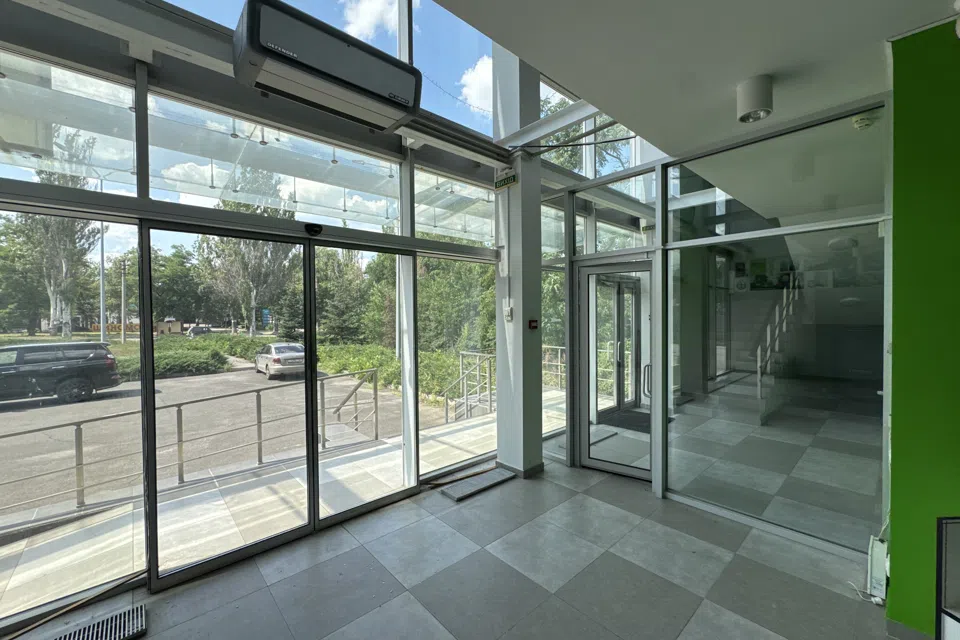 Продаётся помещение своб. назначения, 1100 м²