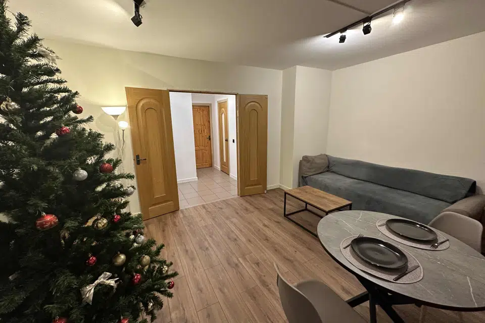 Продаётся 2-комнатная квартира, 50.4 м²