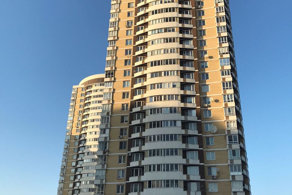 Продаётся 1-комнатная квартира, 41.6 м²