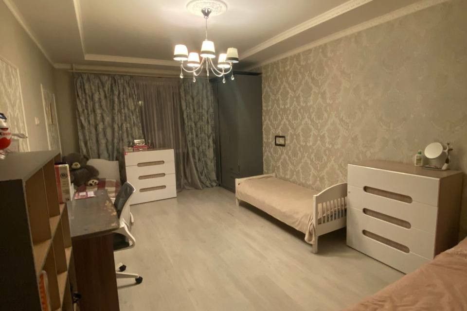 Продаётся 3-комнатная квартира, 94.7 м²