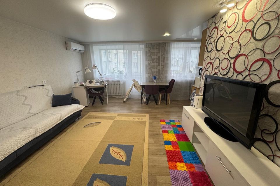 Продаётся 3-комнатная квартира, 59.1 м²