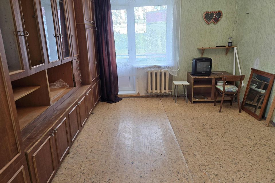 Продаётся 1-комнатная квартира, 35.9 м²