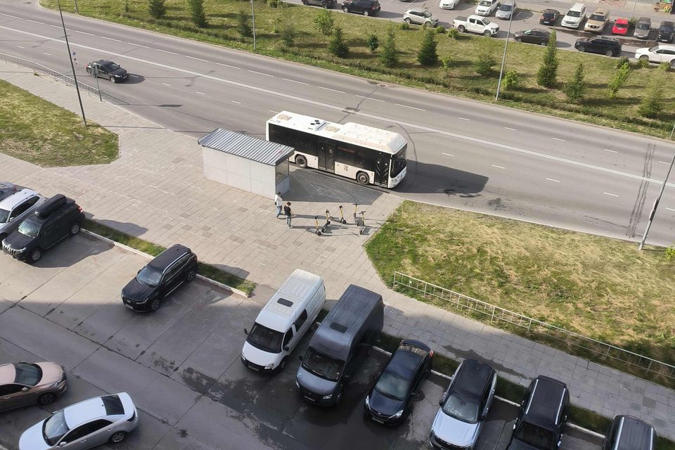 Продаётся 4-комнатная квартира, 90 м²