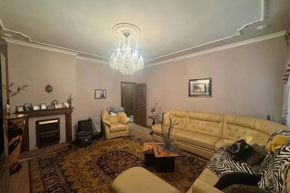 Продаётся 3-комнатная квартира, 76.7 м²