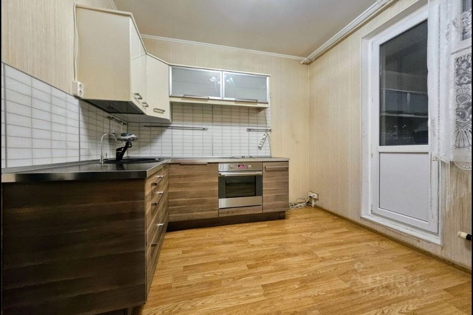 Продаётся 1-комнатная квартира, 42 м²