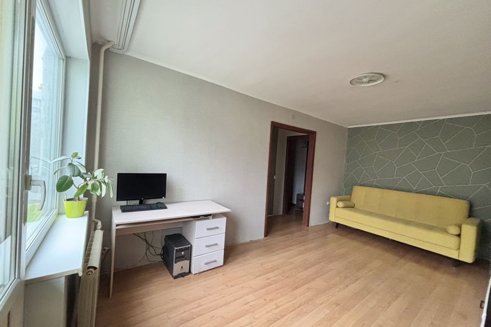 Продаётся 2-комнатная квартира, 43.7 м²