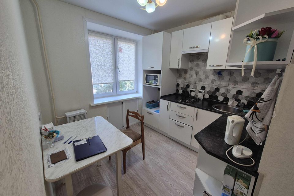 Продаётся 2-комнатная квартира, 42.9 м²