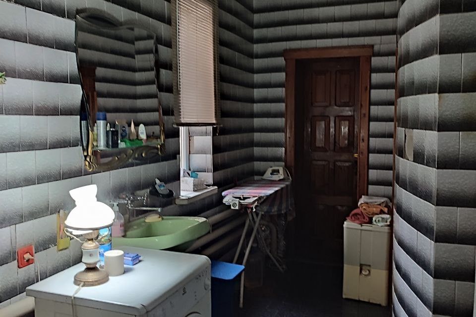 Продаётся 2-этажный дом, 400 м²