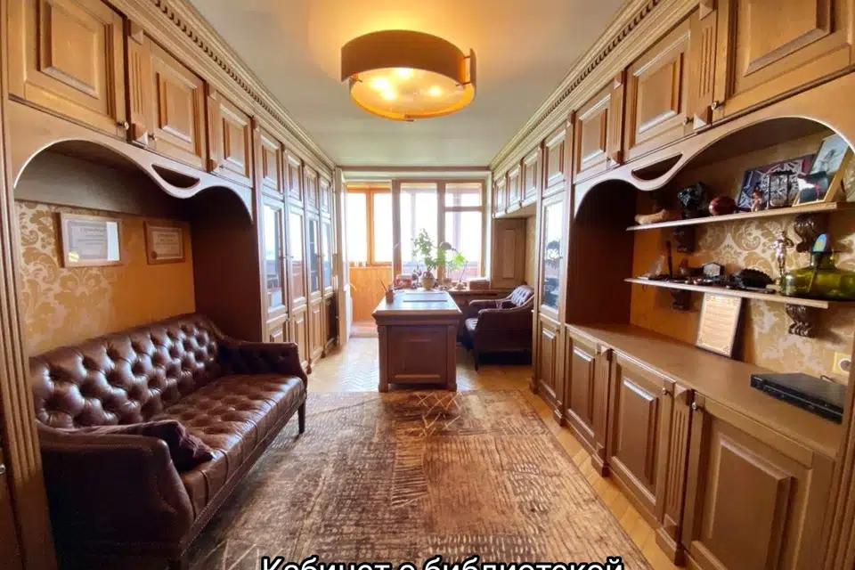 Продаётся 4-комнатная квартира, 99.1 м²