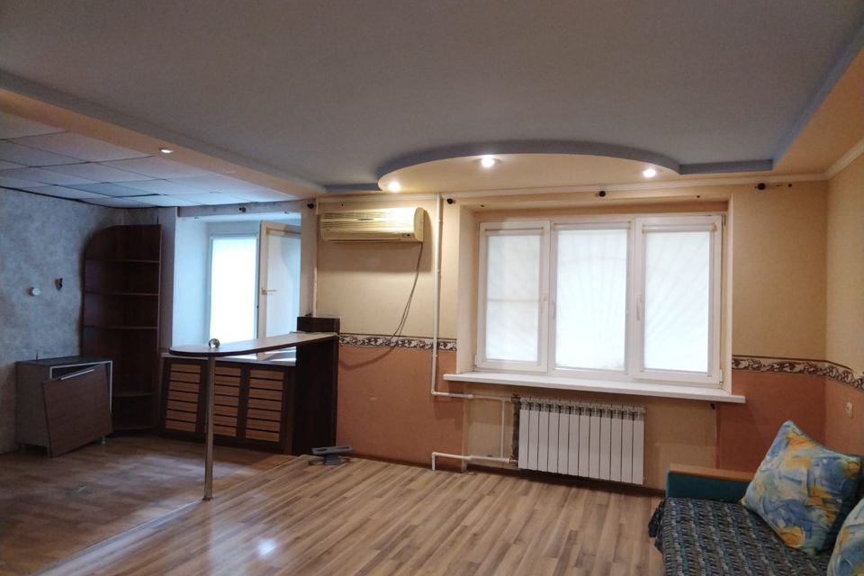 Продаётся 3-комнатная квартира, 65 м²