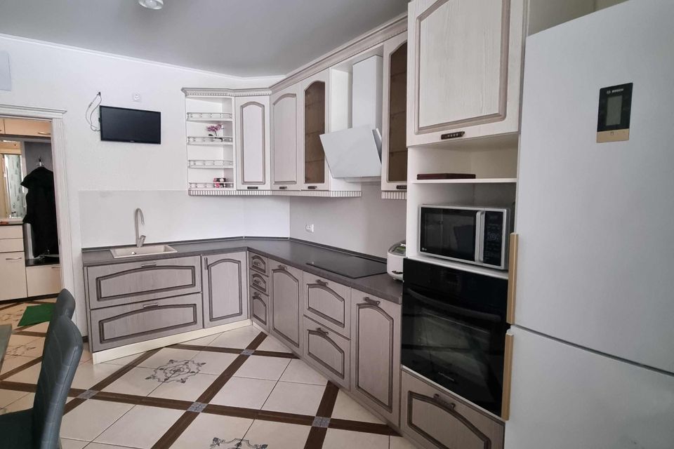 Продаётся 3-комнатная квартира, 83 м²