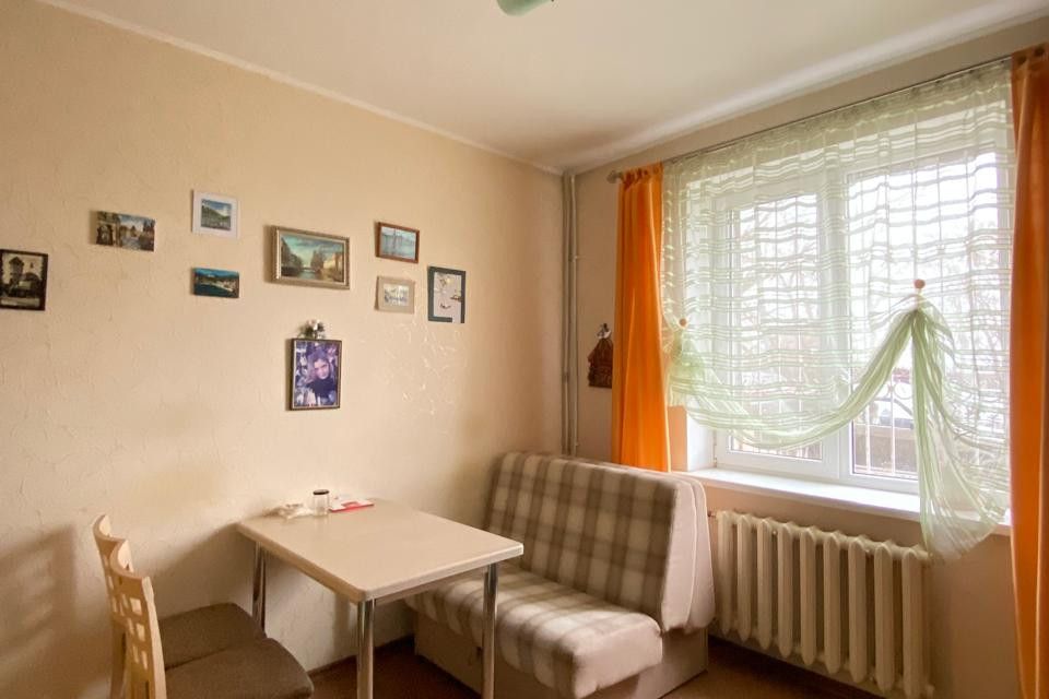 Продаётся 2-комнатная квартира, 64 м²