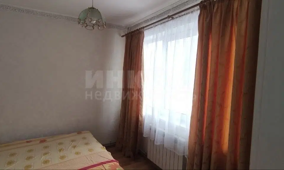 Продаётся 4-комнатная квартира, 64 м²