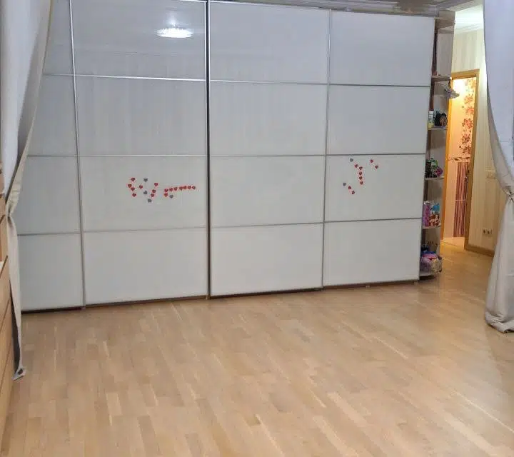 Продаётся 3-комнатная квартира, 75.7 м²