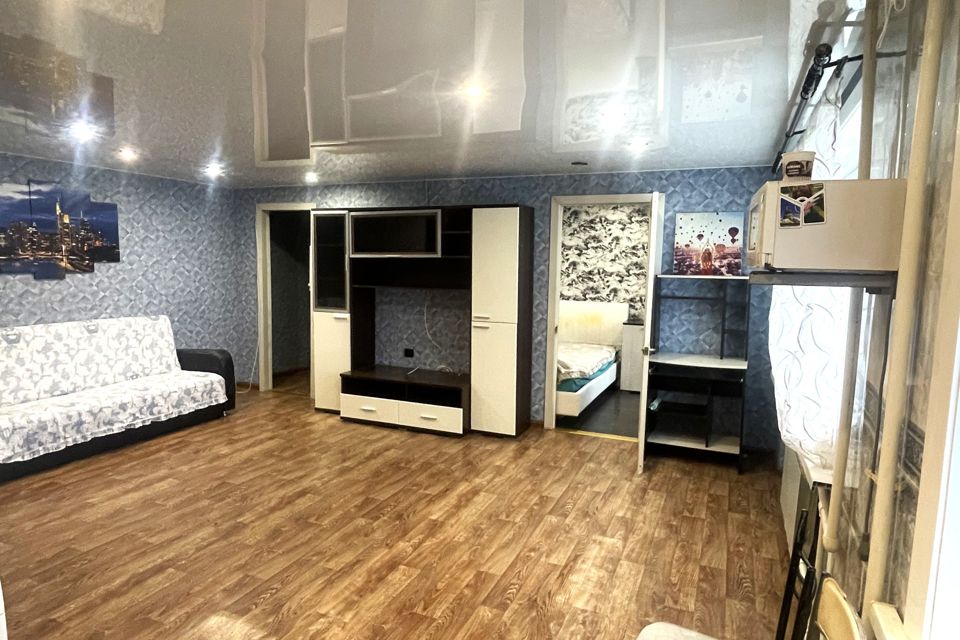 Продаётся 2-комнатная квартира, 43.8 м²