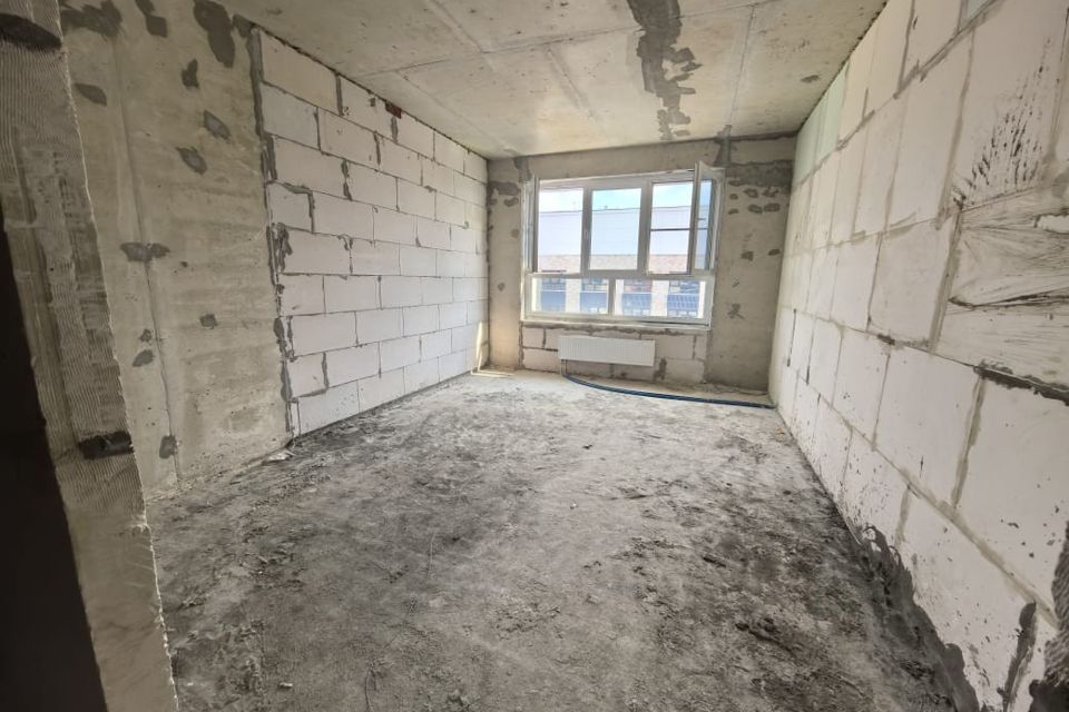 Продаётся 1-комнатная квартира, 41.9 м²