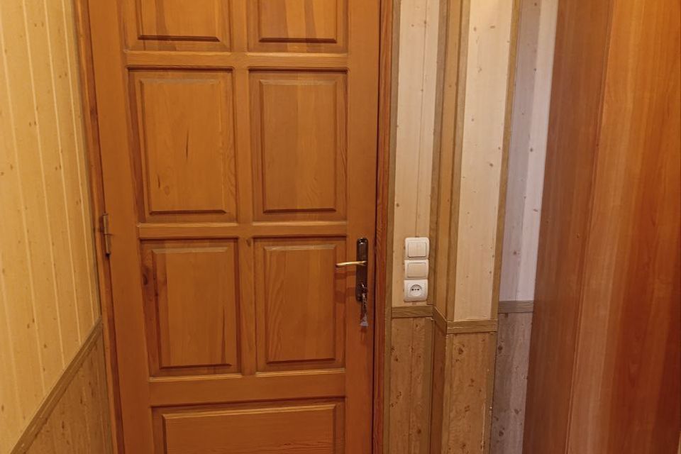Продаётся 2-комнатная квартира, 60.8 м²