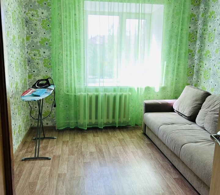 Продаётся 3-комнатная квартира, 59.7 м²