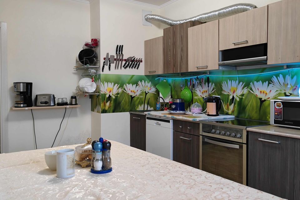 Продаётся 2-комнатная квартира, 65 м²