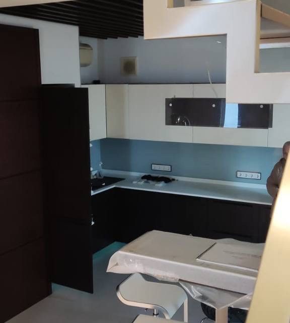 Продаётся 3-комнатная квартира, 147.3 м²