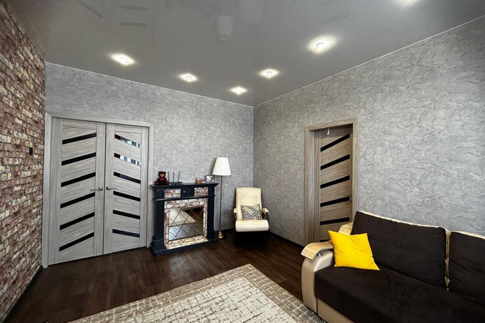 Продаётся 3-комнатная квартира, 65.2 м²